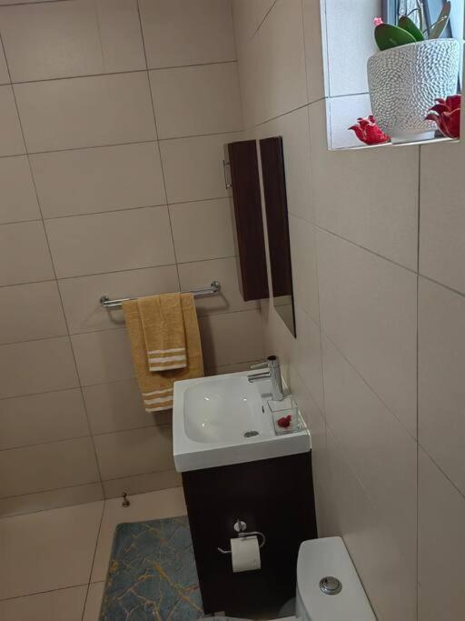 Classy And Cosy Apt - Dainfern サントン エクステリア 写真